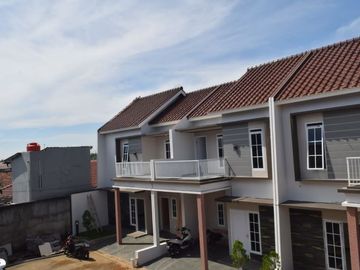 rumah 2 lantai nuansa mewah harga juga standar