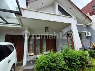 Best Price Rumah Semi Furnished 1,5 Lantai Dekat ke MRT Lebak Bulus