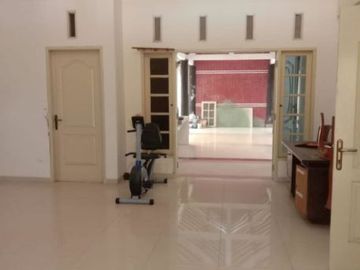 Rumah Medokan Rungkut Surabaya Row jalan 2,5 mobil