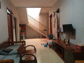 DIJUAL RUMAH USAHA PINGGIR JALAN NUSA LOKA BSD CITY