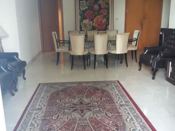 For Rent Apartement Sudirman Mansion Type 3+1 Br & Furnished A1837
