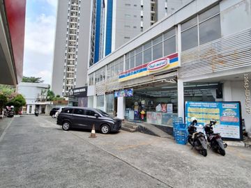 SPBU Besar Dgn Lokasi Yg Sangat Strategis Dgn Banyak Tenan
