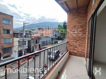apartamento en arriendo en manrique central 1. Cod A29040
