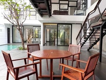 DIJUAL RUMAH MODERN TROPICAL RESORT di Jl MALANG / MENTENG, JAKPUS
