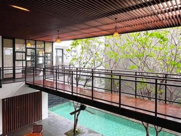 DIJUAL RUMAH MODERN TROPICAL RESORT di Jl MALANG / MENTENG, JAKPUS