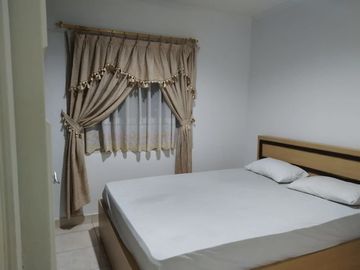 DIJUAL CEPAT !! Apt. City Home, Semi Furnish,Harga Nego, Bisa dibantu KPA