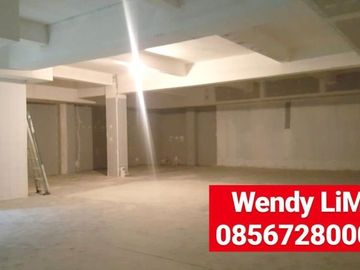 DISEWAKAN GEDUNG KOMERSIL At SENOPATI Ry , IDR. 2,5 M/thn