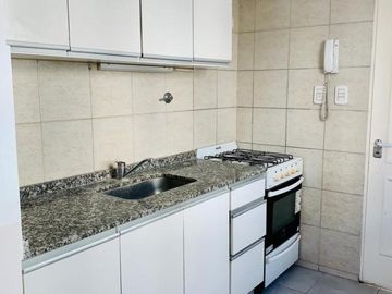 Depto dos amb en planta baja. Complejo Santa Luisa II.