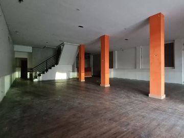 Ruko Mangku Aspal di Jl. Affandi Gejayan; 3 Lantai