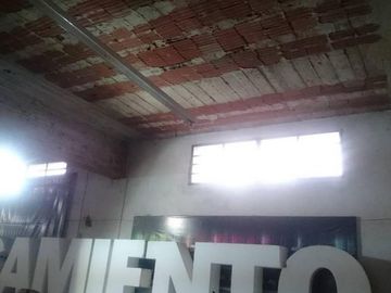 Galpón en Venta  La Plata