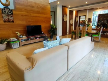 VILLA ONE GATE SYSTEM FULL FURNISHED DI KEROBOKAN
