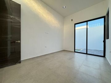 Casa Lista para Entrega 3 Habitaciones y Piscina en Privada Inara, Cholul