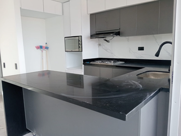 apartamento en arriendo en lorient. Cod A400756