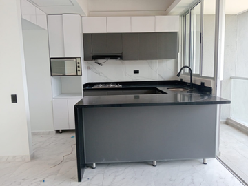 apartamento en arriendo en lorient. Cod A400756