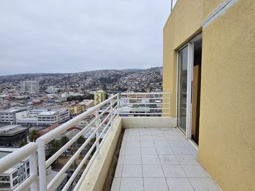 EN VENTA DEPARTAMENTO FRENTE AL MAR, VALPARAÍSO.