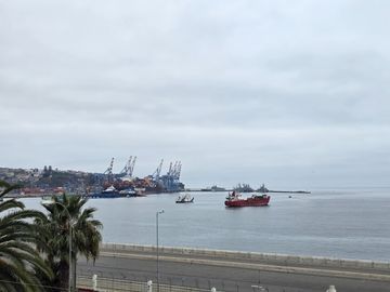 EN VENTA DEPARTAMENTO FRENTE AL MAR, VALPARAÍSO.