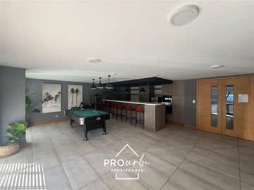 Venta 1D y 1B Estacionamiento Bodega vista oriente / Ñuñoa
