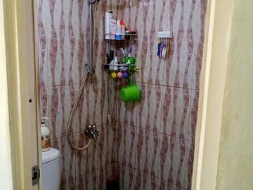 DIJUAL RUMAH 1 LT, LINGKUNGAN ASRI DALAM CLUSTER DI SAWANGAN DEPOK