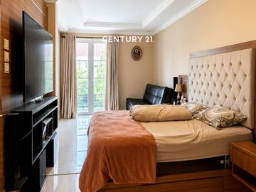 Rumah Posisi Hoek Siap Huni Di Jaksel Dm 18617