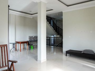 DIJUAL RUMAH LT3 HARGA 1,7M 10 MENIT KE PANTAI MELASTI BALI