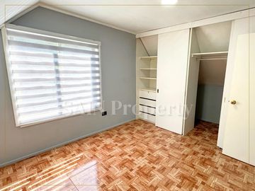 Casa De 2 Pisos En Penco, Remodelada Y Lista Para Habitar.