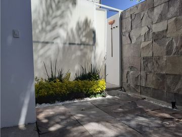 Casa En Venta En Fraccionamiento Lomas Del Valle