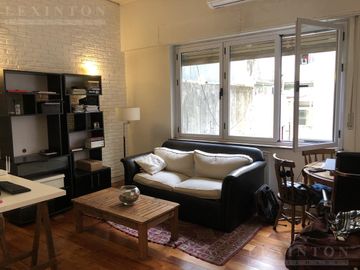 Reciclado a nuevo. Doble vidrio en ventanas. Espacio para Lavarropas.