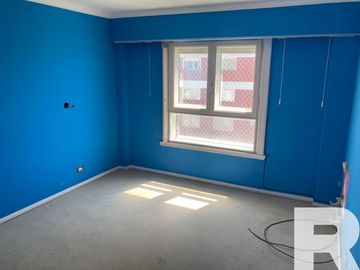 Departamento en venta de 7 dormitorios c/ cochera en Playa Grande