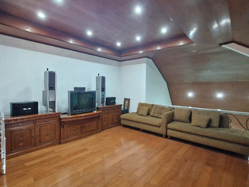 Rumah Puri Indah Jakarta Barat