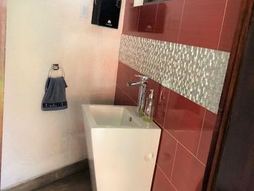 CASA  CON SEGURIDAD  EN CLUB DE GOLF HACIENDA, ATIZAPÁN DE ZARGOZA