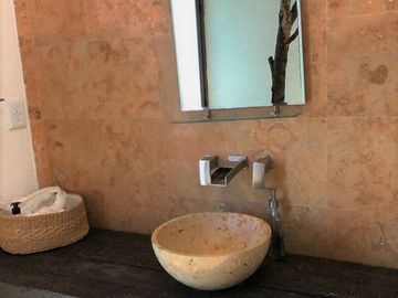 CASA  CON SEGURIDAD  EN CLUB DE GOLF HACIENDA, ATIZAPÁN DE ZARGOZA