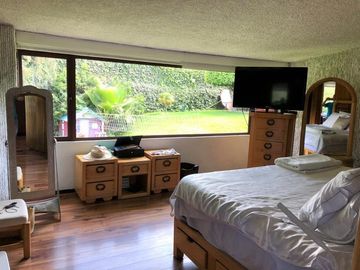 CASA  CON SEGURIDAD  EN CLUB DE GOLF HACIENDA, ATIZAPÁN DE ZARGOZA