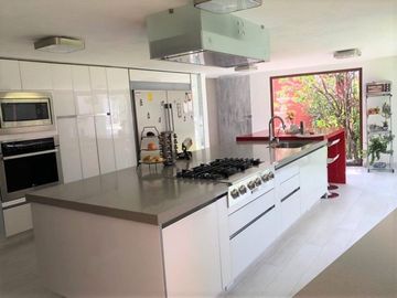 CASA  CON SEGURIDAD  EN CLUB DE GOLF HACIENDA, ATIZAPÁN DE ZARGOZA