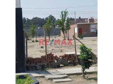 🌅 ¡Tu nuevo hogar te espera en la mejor zona de Nuevo Chimbote! 🌅

Te presentamos un hermoso terreno en el desarrollo de Los Portales, Villas de la