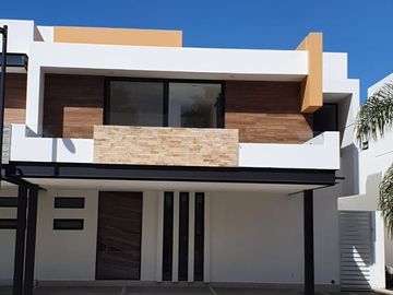 Residencia en Portanova, de Autor, Jardín, Sala TV, 3 Recamaras, de LUJO