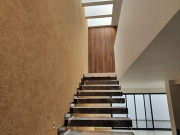 Residencia en Portanova, de Autor, Jardín, Sala TV, 3 Recamaras, de LUJO