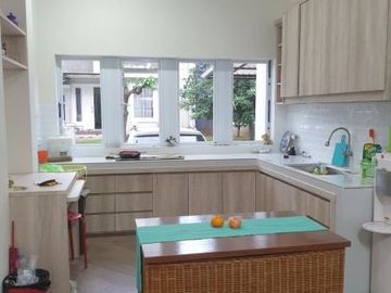 DIJUAL RUMAH BARU RENOV SEMI FURNISH SIAP HUNI DI CHALCEDONY GADING SERPONG