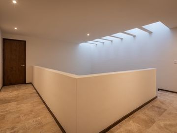 VENTA CASA EN ALTO LAGO