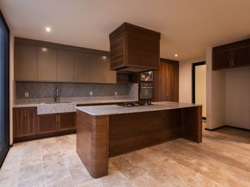 VENTA CASA EN ALTO LAGO