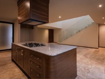 VENTA CASA EN ALTO LAGO