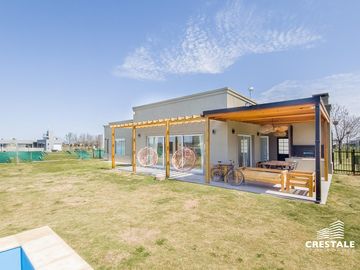 Casa 3 dormotorios en venta - Haras de Funes
