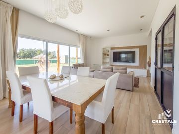 Casa 3 dormotorios en venta - Haras de Funes