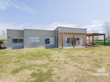 Casa 3 dormotorios en venta - Haras de Funes