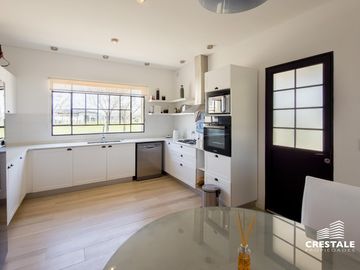 Casa 3 dormotorios en venta - Haras de Funes