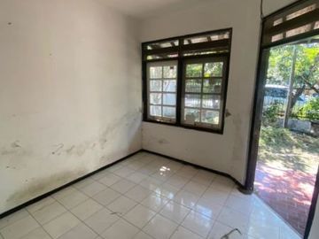 Dijual Rumah Hitung Tanah Area Wiyung MH