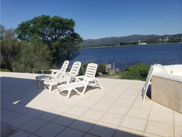 VENTA CASA ESPECTACULAR MANSIÓN CON COSTA AL LAGO