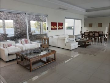 VENTA CASA ESPECTACULAR MANSIÓN CON COSTA AL LAGO