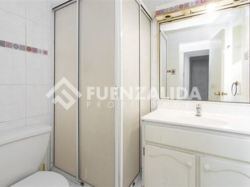 Acogedora casa en calle tranquila Las Condes