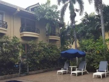 For Rent/For Sale Affordable Price Villa Kemang Hijau siap huni!