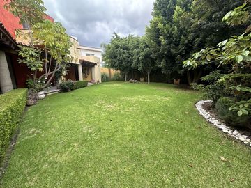 Casa en venta estilo mexicano en Zavaleta